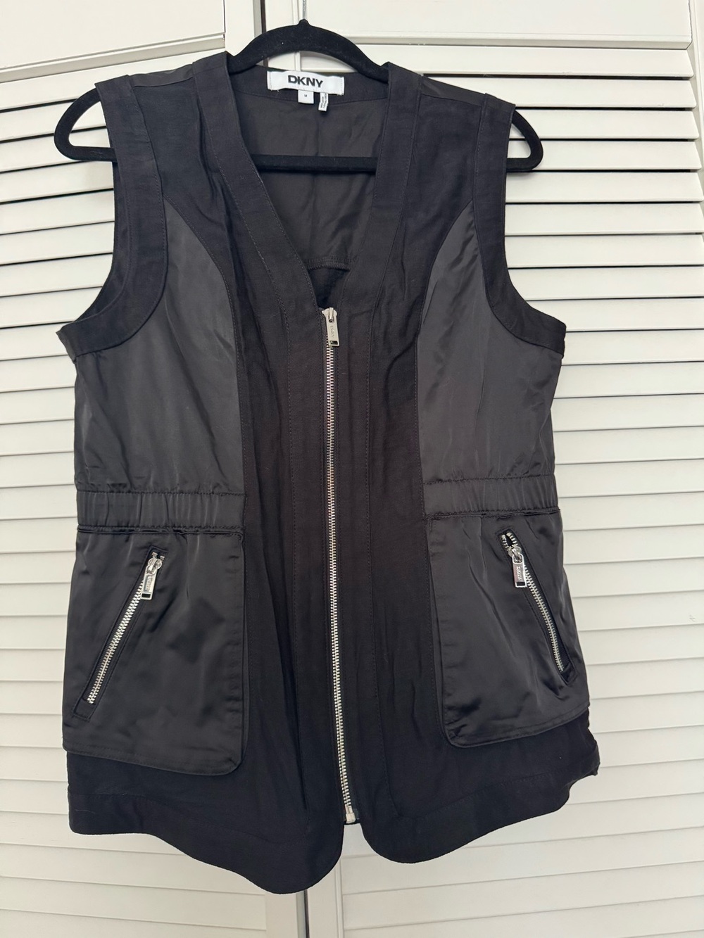 DKNY Black Sleeveless Zip Utility Vest, M